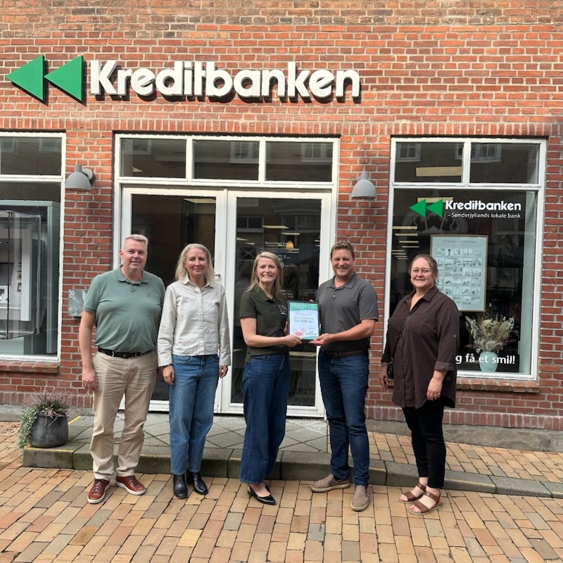 10.000 Kr. fra Kreditbanken