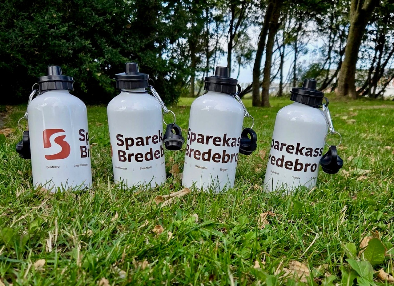 Sparekassen Bredebro sponsorerer 70 drikkedunke til lokaldysten med sponsorløb i Ballum